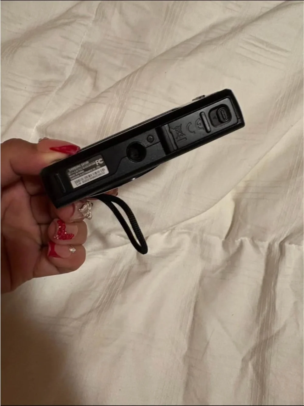 Samsung Compact Camera / Media Player in Black